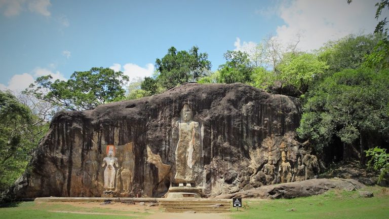 Buduruwagala: Discover Sri Lanka’s Ancient Rock-Carved Buddha Statues
