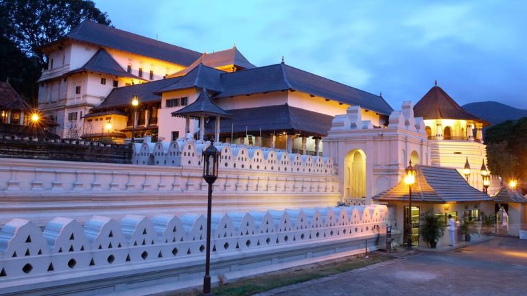 Kandy: Sri Lanka’s Cultural Heart & Scenic Gem